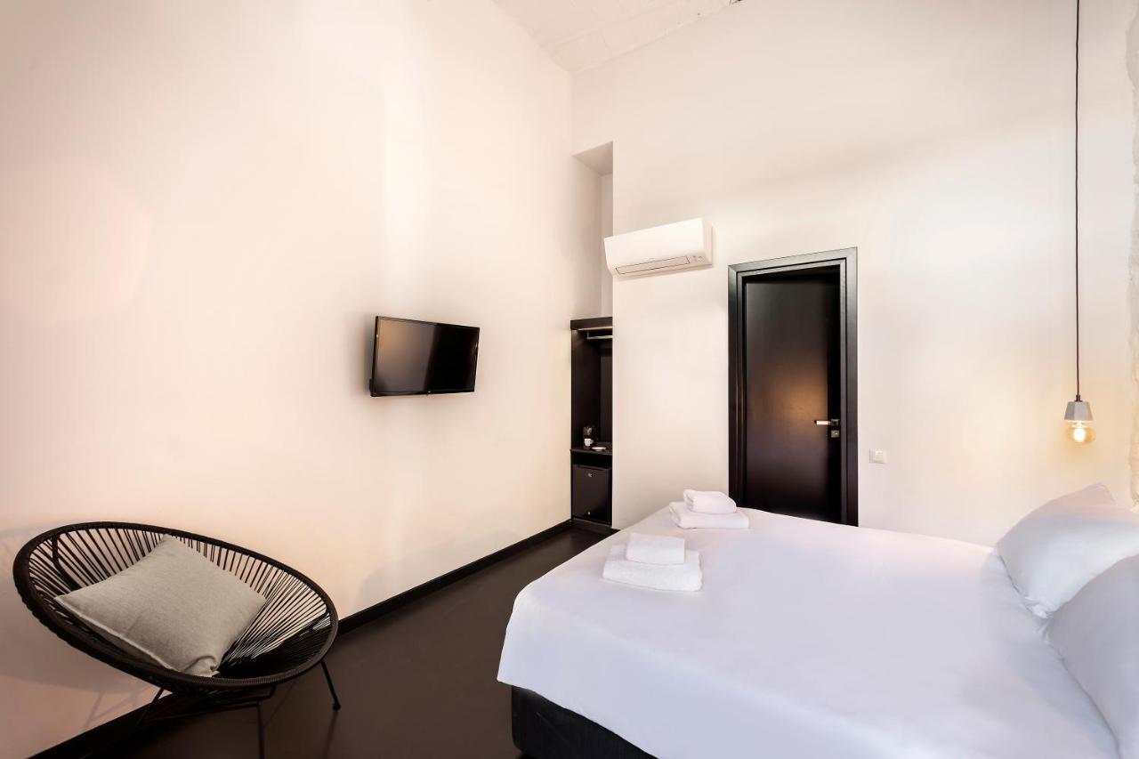 Nin&Bau Sarri 2 Hotel Атина Екстериор снимка