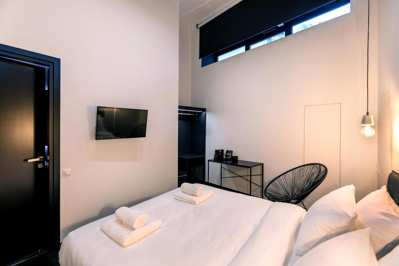 Nin&Bau Sarri 2 Hotel Атина Екстериор снимка