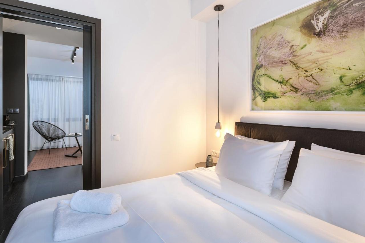 Nin&Bau Sarri 2 Hotel Атина Екстериор снимка