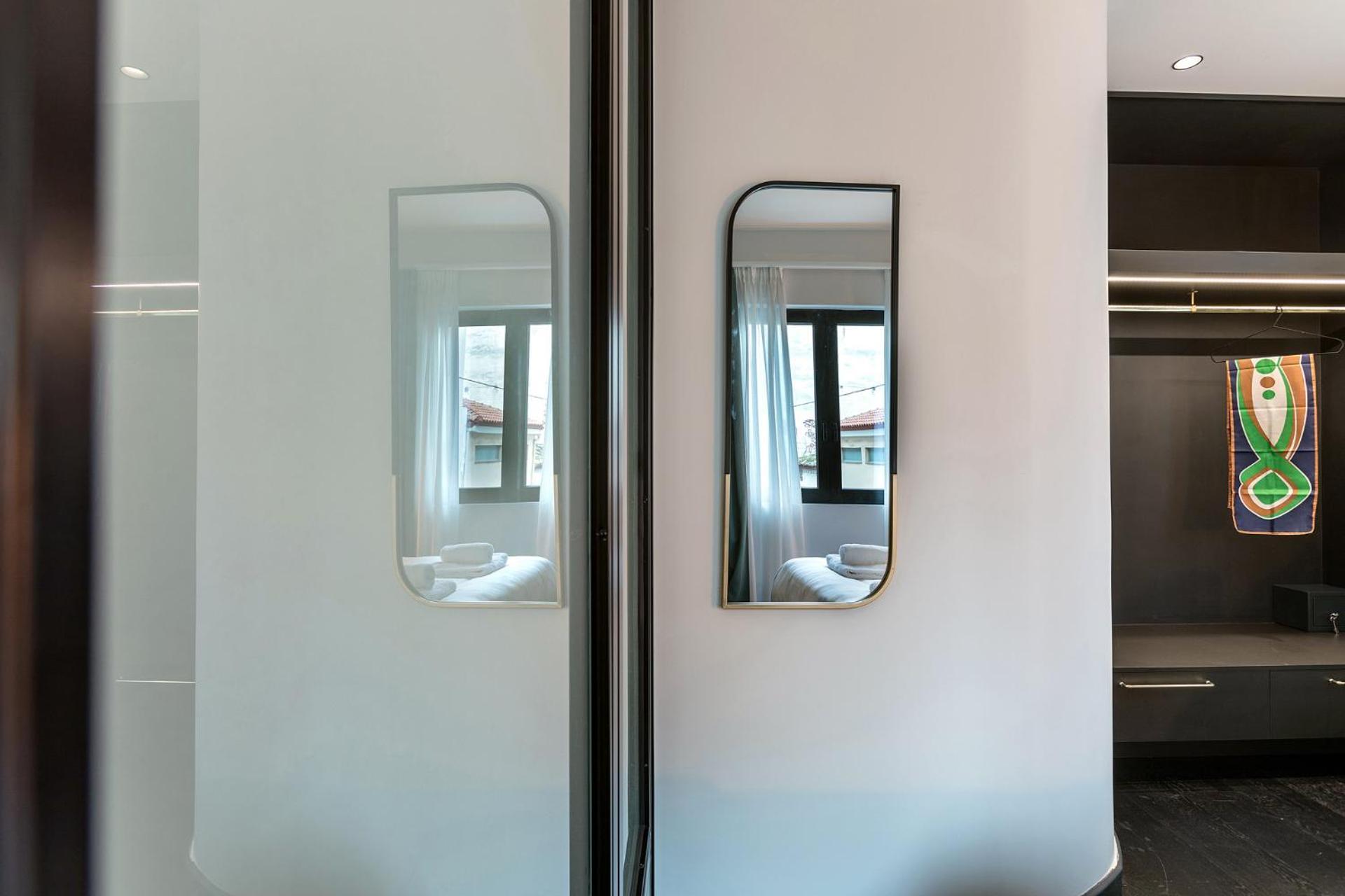 Nin&Bau Sarri 2 Hotel Атина Екстериор снимка