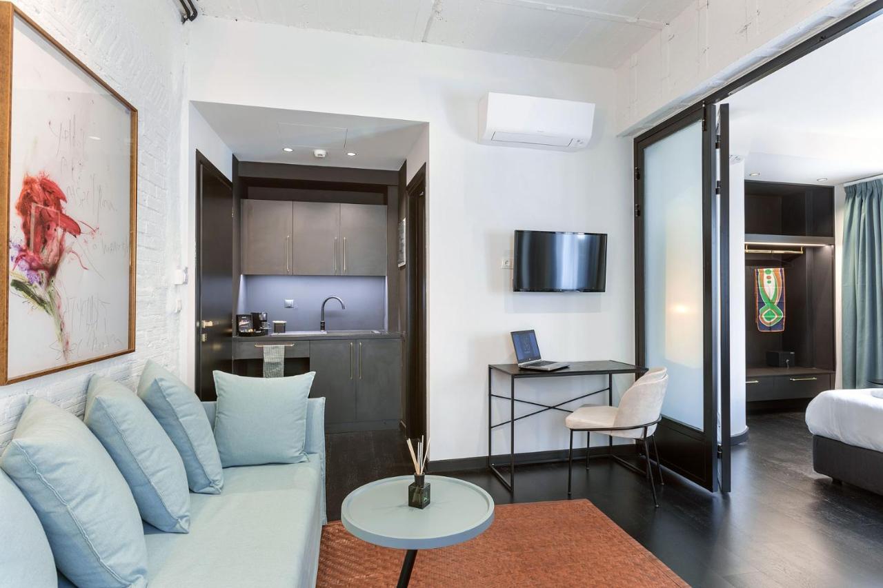 Nin&Bau Sarri 2 Hotel Атина Екстериор снимка