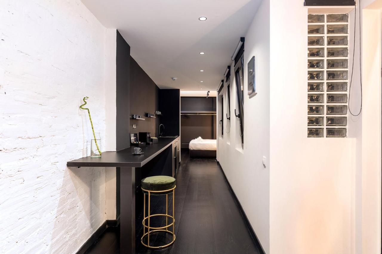 Nin&Bau Sarri 2 Hotel Атина Екстериор снимка